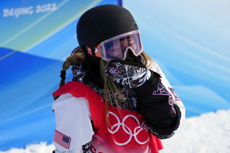 Not perfect, still golden for Chloe Kim in Olympic halfpipe
